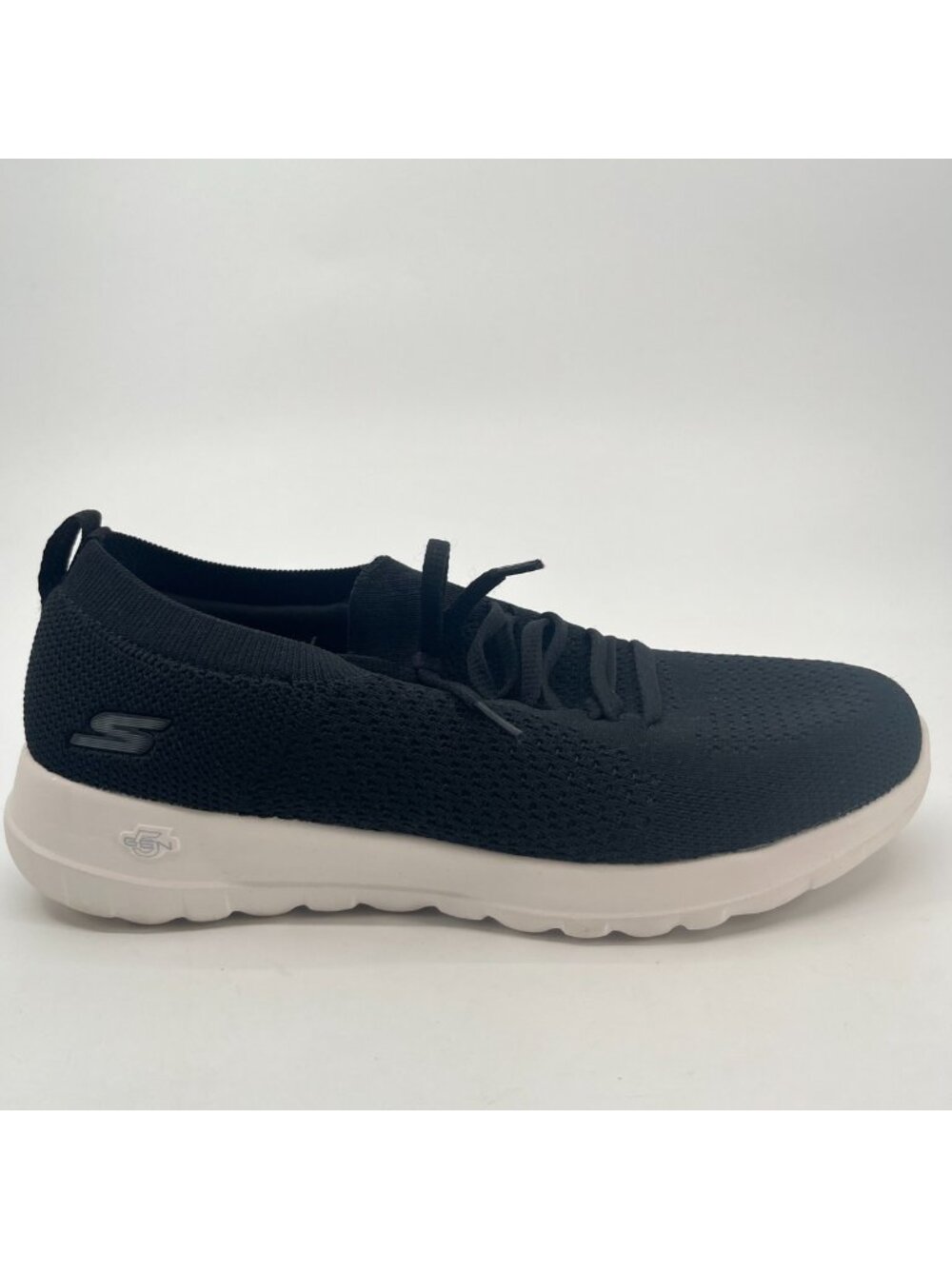 Skechers Go Walk Joy Womens Size 9 Black White Athletic Running Shoes Sneakers
